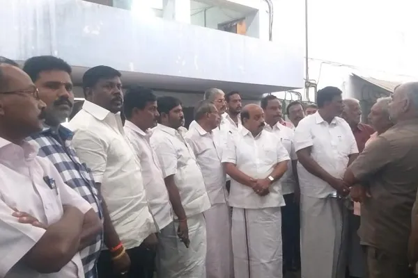 black flag to be raised against Chief Minister 